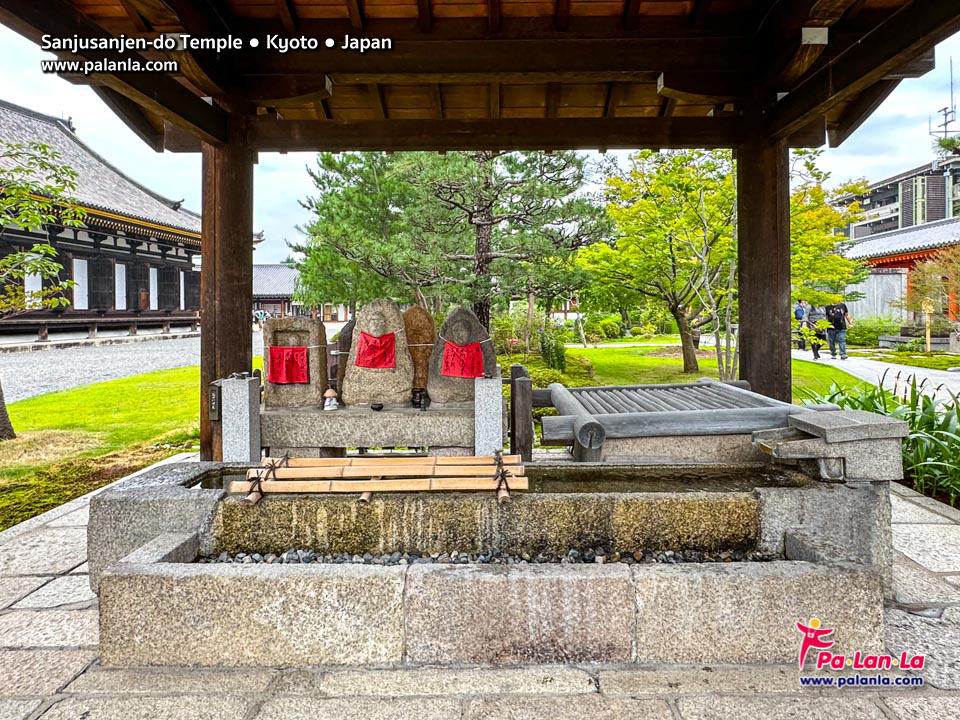 Sanjusanjen-do Temple